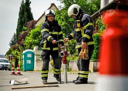 Funkenschlag Beim Flexen Loest Brand In Jena Aus 02